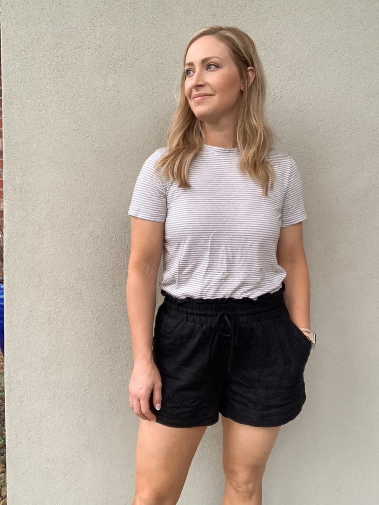 7 Ways to Style Black Shorts